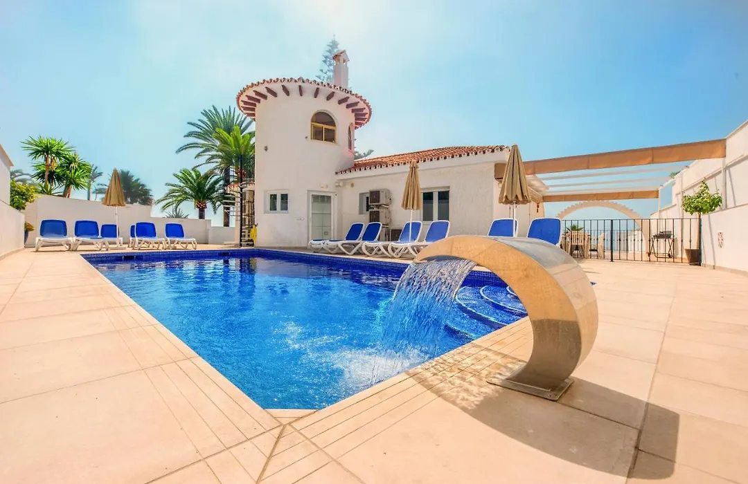 Globales Villa Gardenia-1